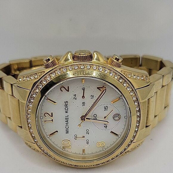 Michael Kors MK5521 Women's Stainless Steel Analog White Dial Quartz Watch AM476 - Picture 7 of 11